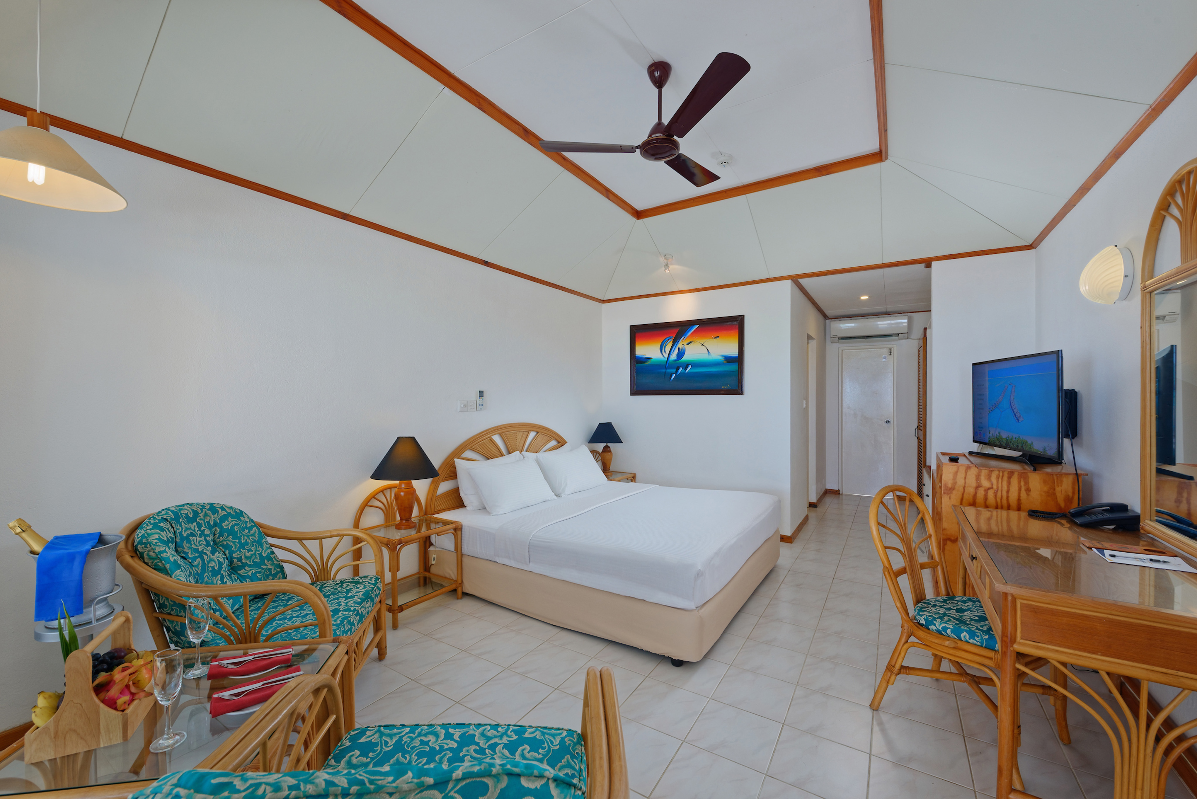 Maldives image 3